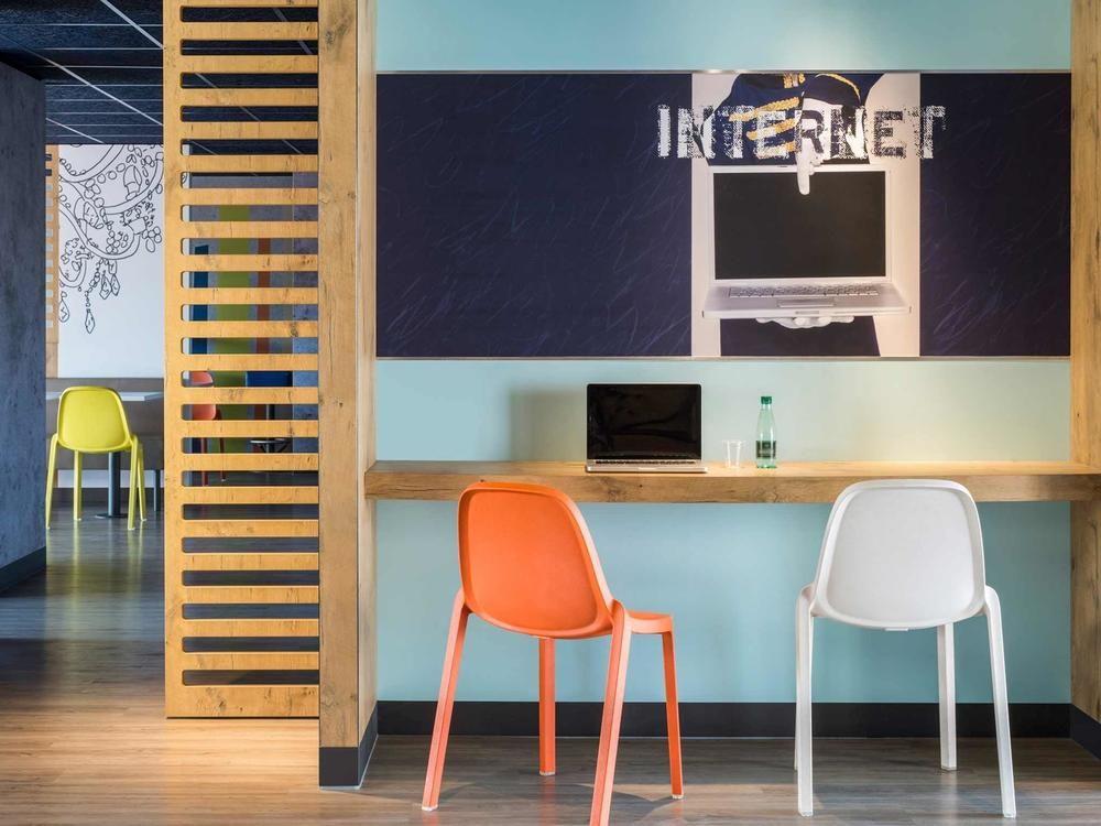 Ibis Brignoles Provence Verte Ngoại thất bức ảnh