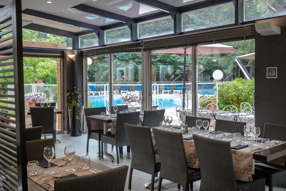 Ibis Brignoles Provence Verte Ngoại thất bức ảnh